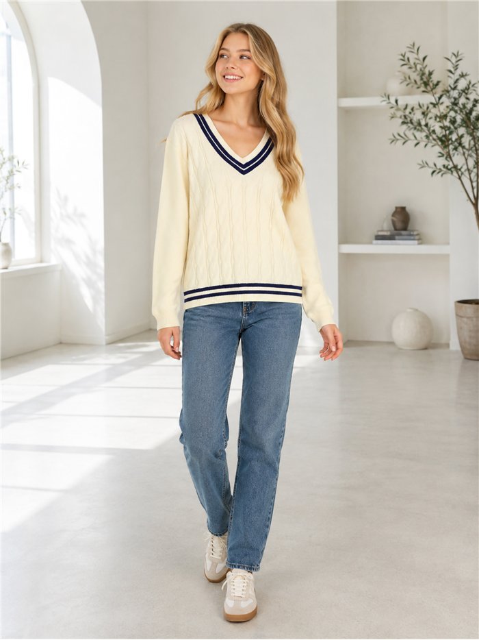 Übergroßer Zopfstrickpullover mit V-Ausschnitt und kontrastierenden Details