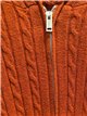 Veste en maille tressée à capuche
