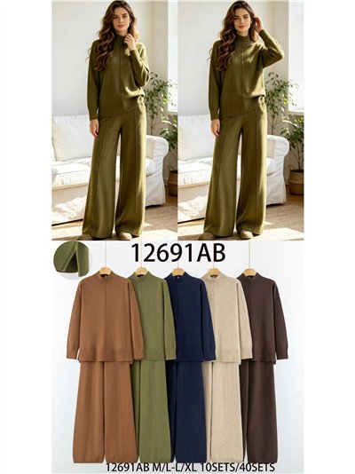 Conjunto jersey cuello alto y pantalón 2