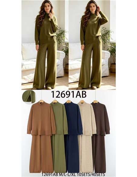 Conjunto jersey cuello alto y pantalón