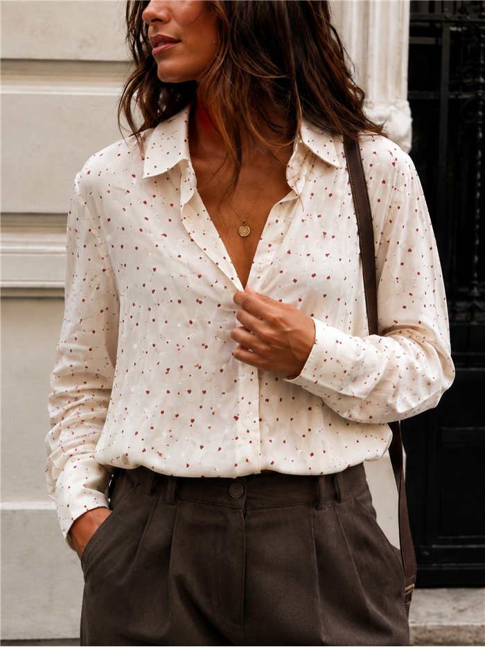 Camisa estampada mini corazones