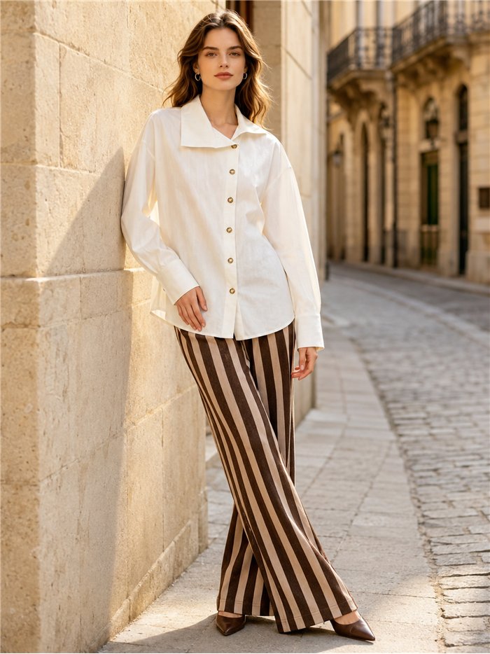 Camisa amplia botonadura lateral