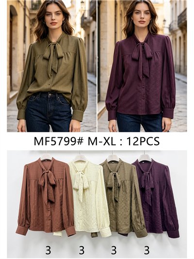 Gestreifte Bluse mit Krawatte 2