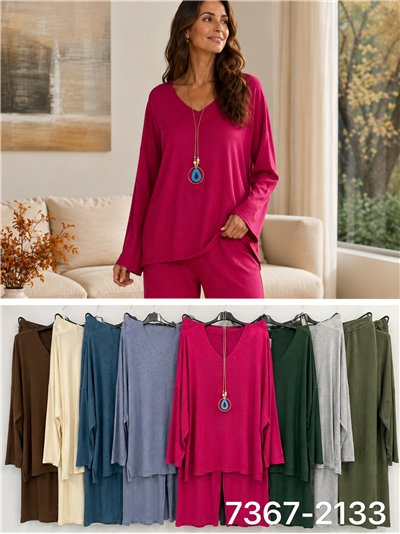 Conjunto jersey liso con collar talla grande y pantalón 2