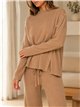 Conjunto jersey amplio botones laterales y pantalón