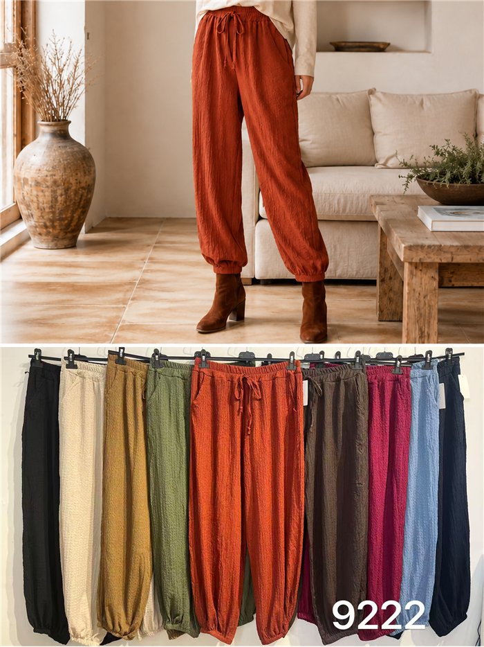 Pantalón jogger textura relieve