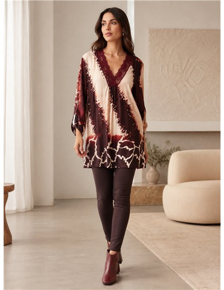 Blusa estampada encaje talla grande