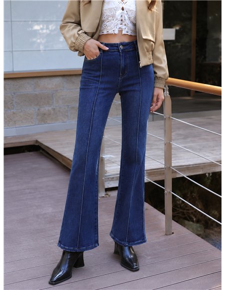 Jeans flare costura frontal