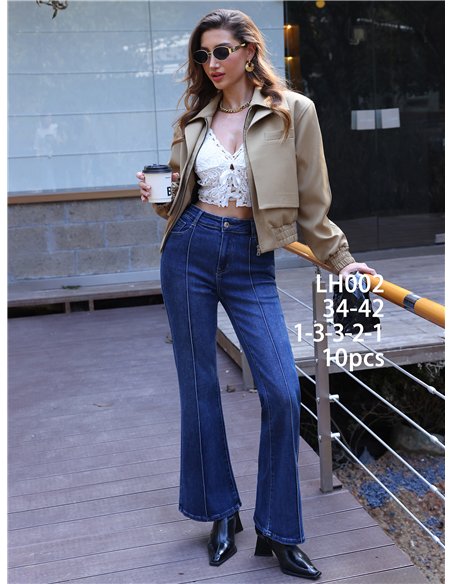 Jeans flare costura frontal