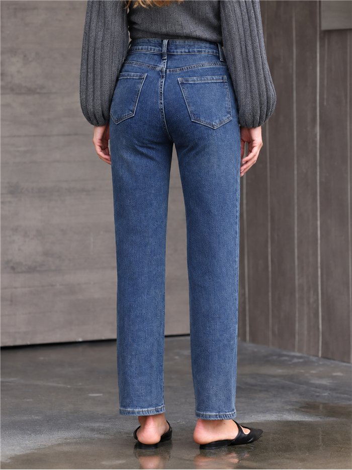 Basic Straight Jeans