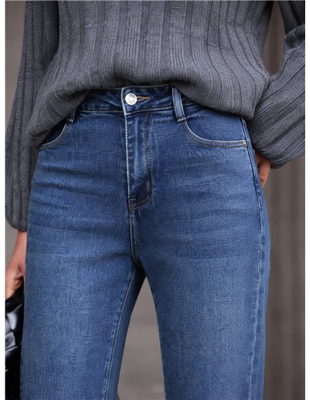 Basic Straight Jeans