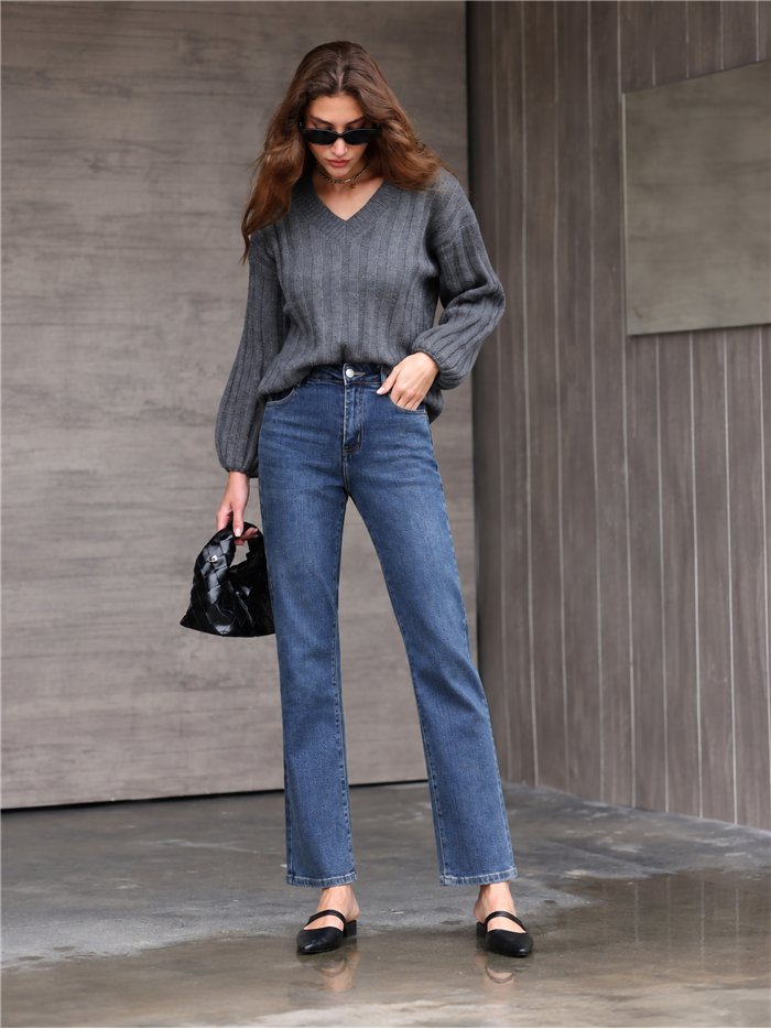 Basic Straight Jeans