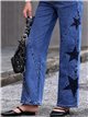 Weit geschnittene Jeans mit gestickten Patchwork-Sternen