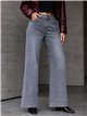 Jeans wide leg gris estrellas desflecadas