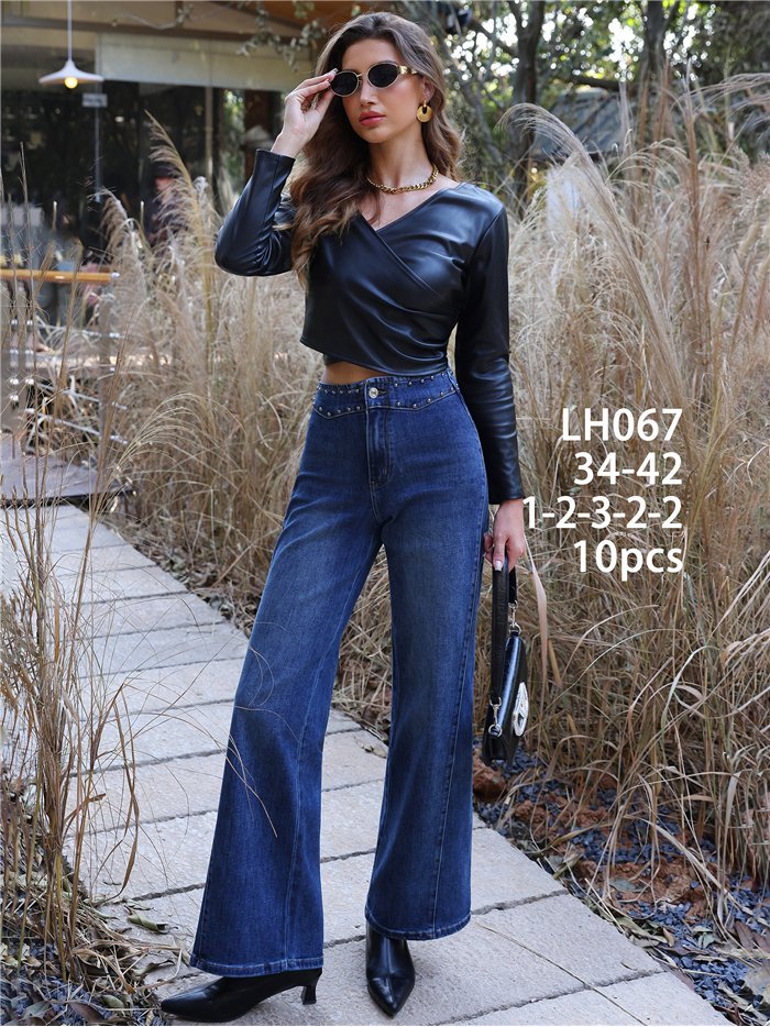 Jeans wide leg tachuelas en cintura