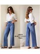 Jeans wide leg estrella trasera con strass