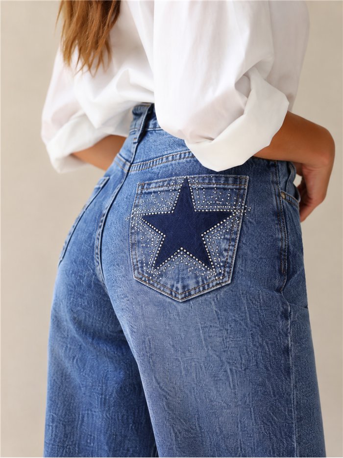 Jeans wide leg estrella trasera con strass