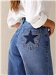 Jeans wide leg estrella trasera con strass