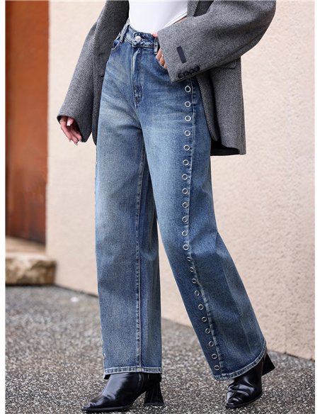 Jeans balloon lavado ojales