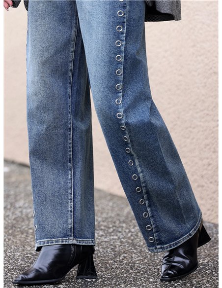 Jeans balloon lavado ojales