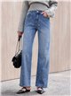 Jeans wide leg ojales decorativos