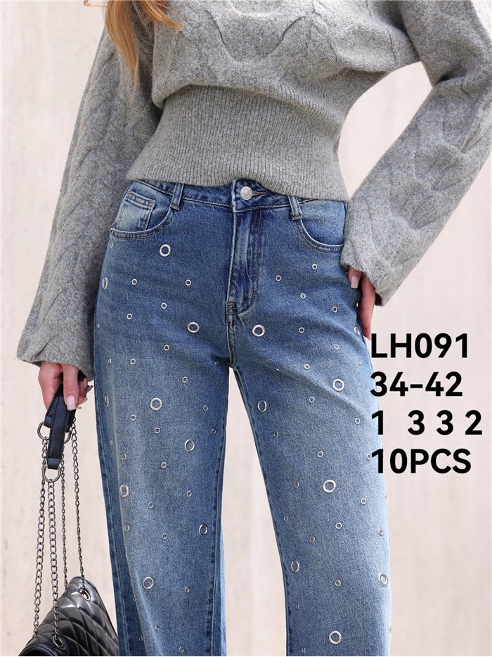 Jeans wide leg ojales decorativos