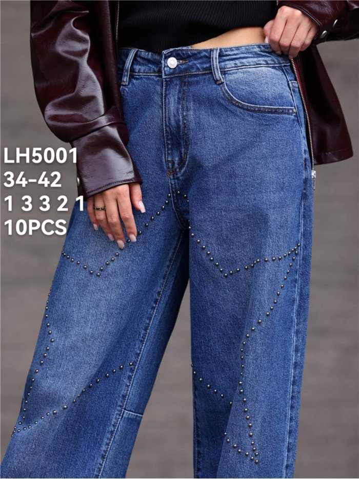 Jeans barrel tachuelas geométricas