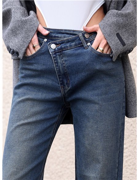 Jeans wide leg cintura cruzada