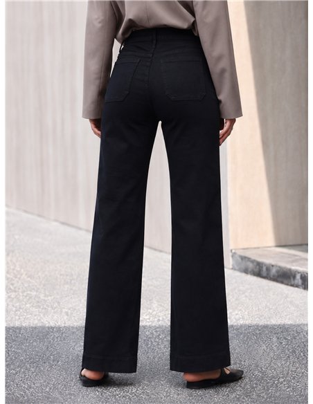 Jeans wide leg negros bolsillos parche y botones multicolor