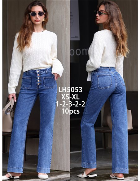 Jeans wide leg bolsillos parche y botones multicolor