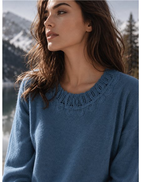 Strickpullover mit durchbrochenem Stickereikragen