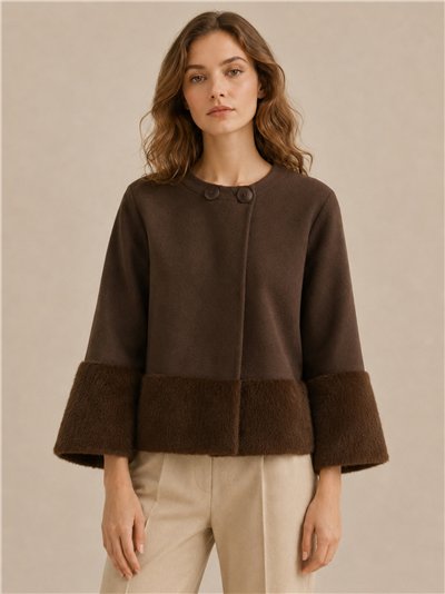 Chaqueta corta efecto pelo