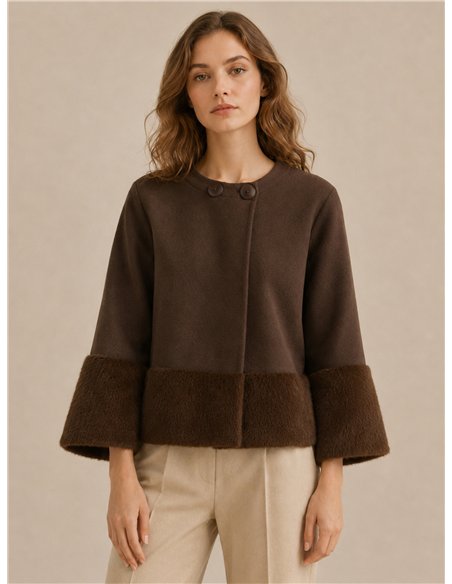 Chaqueta corta efecto pelo