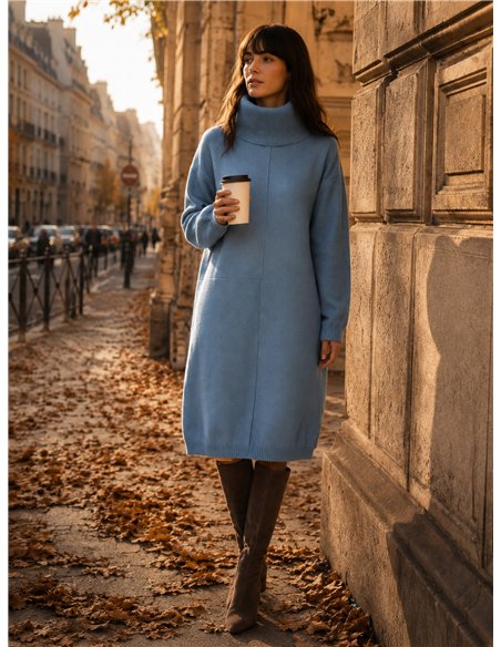 Strickkleid mit hohem Kragen