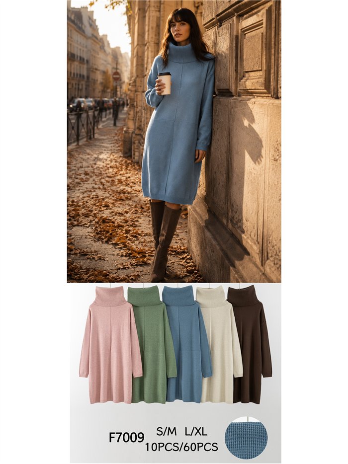 Strickkleid mit hohem Kragen