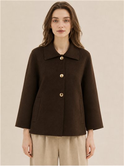 Chaqueta capa botones dorados
