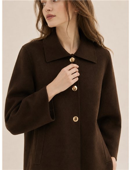 Chaqueta capa botones dorados