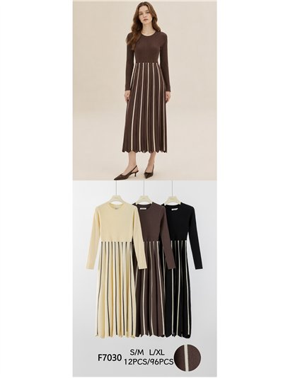 Strickkleid in Midi-Länge mit Faltenrock 2