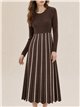 Strickkleid in Midi-Länge mit Faltenrock