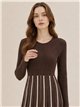 Strickkleid in Midi-Länge mit Faltenrock