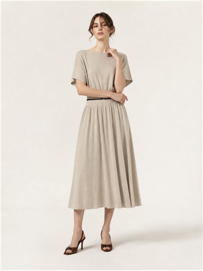Vestido midi de punto cinturón