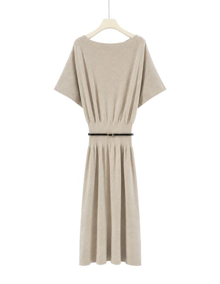 Vestido midi de punto cinturón