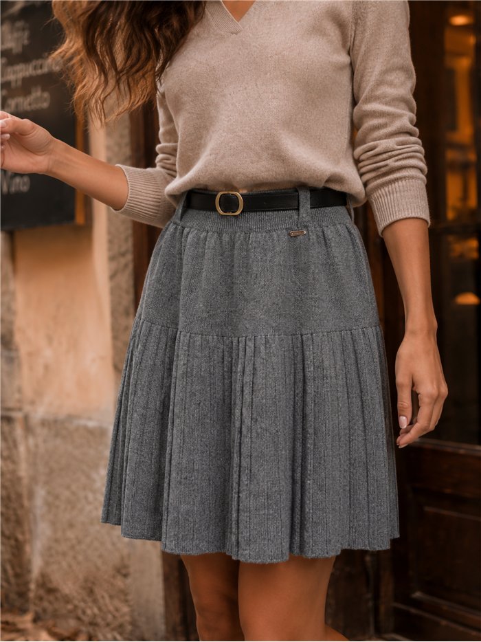Mini-jupe plissée en maille avec ceinture