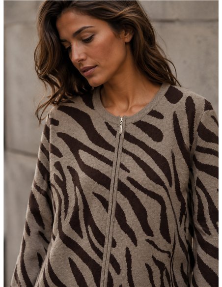 Chaqueta punto animal print cremallera