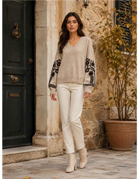 Jersey cuello pico bordados florales