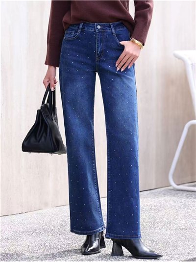 Weit geschnittene Jeans mit Nieten