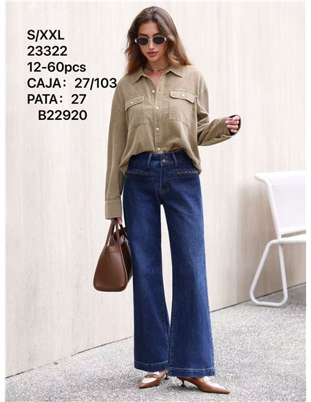 Weit geschnittene Jeans mit geflochtenen Taschen