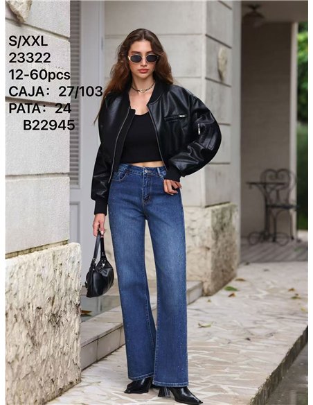 Jeans mit geradem Bein und Strasssteinen