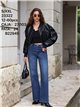Jeans mit geradem Bein und Strasssteinen