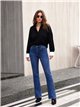 Jeans flare tachas lateral